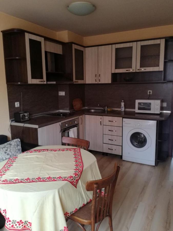 Apartmen Xan Malamir Varna Luaran gambar